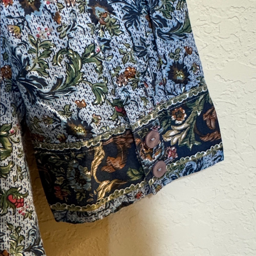 Napa Valley Blue Floral Button Lace Accent Button-Down Shirt Size PL - Picture 3 of 4